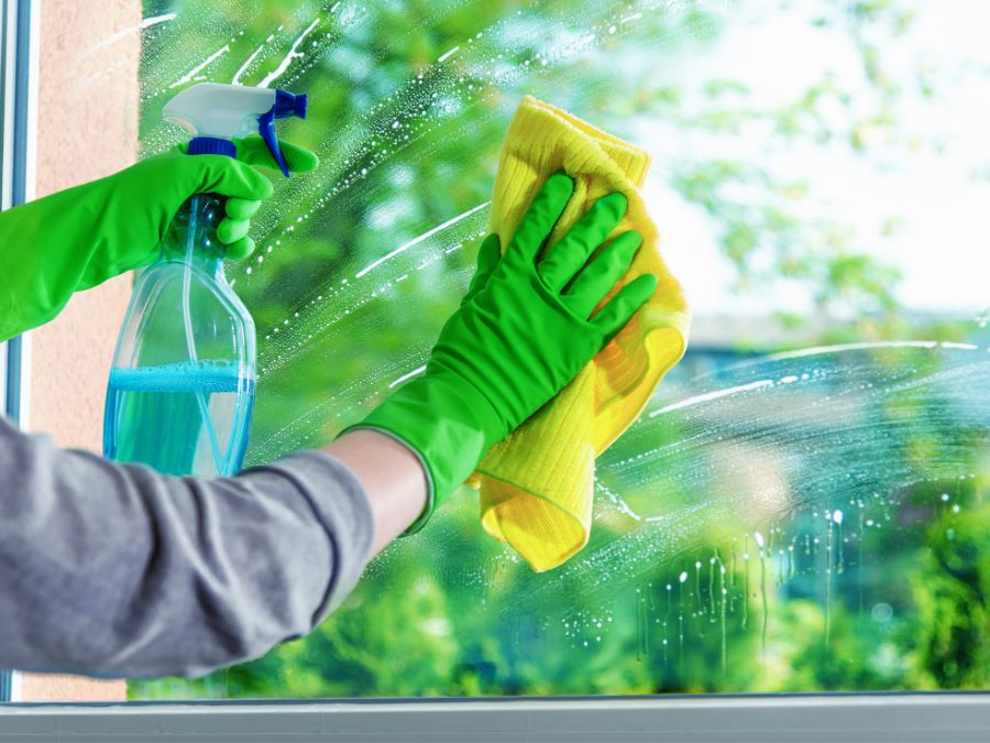 Clean Windows in Rincon, GA From Bulls Eye Clean Windows